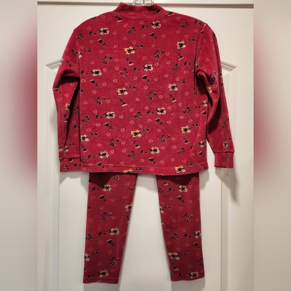 GIRL'S NORTHERN GETAWAY 2-PIECE PLUSH OUTFIT SIZE SMALL - Picture 3 of 3